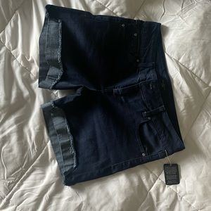 NEVER WORN fashion nova shorts with the tags still on.